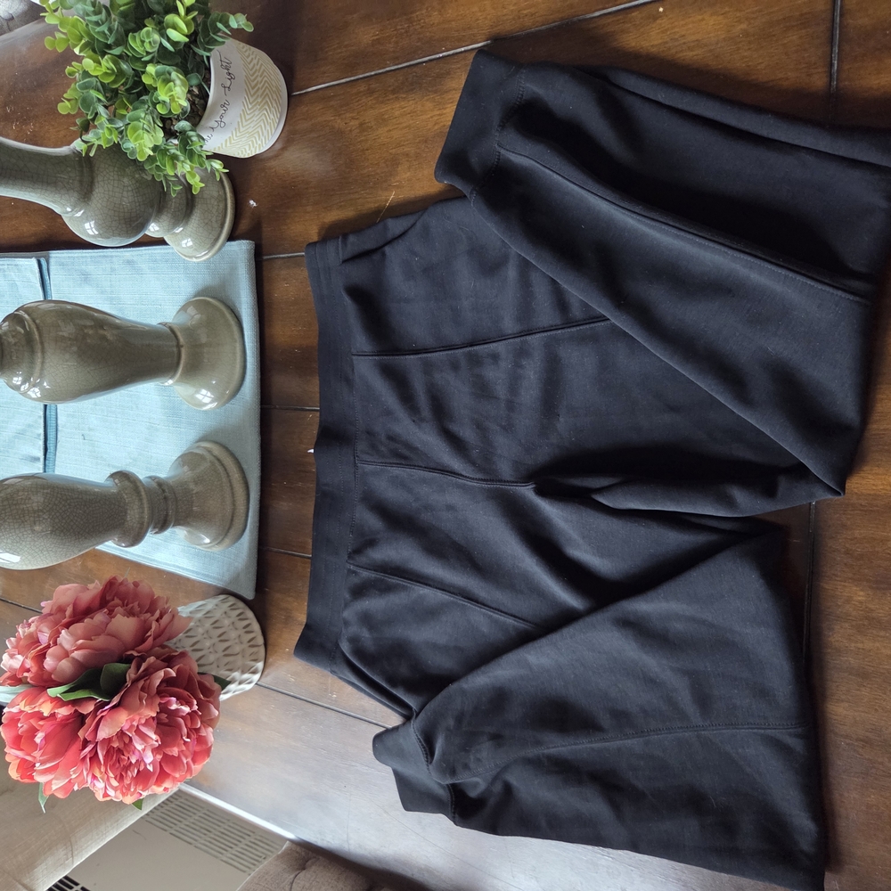 Cable & Gauge Black Leggings